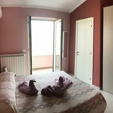 Kalantha Guest house